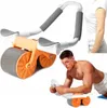 A collage showing an ab roller exercise device and people using it. Produktbild-Vorschau