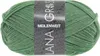 A ball of green yarn with a label. Produktbild-Vorschau