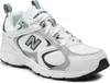 A single white New Balance sneaker is shown from a side-angle against a white background. Náhled obrázku produktu