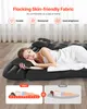 A woman sleeping on an inflatable mattress, with comparison graphics below. Produktbild-Vorschau