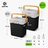 Two PEME cooler boxes of different sizes are shown with dimensions and capacity information. A table at the bottom shows capacity and bottle/can counts. Anteprima dell’immagine prodotto