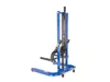 A blue and black hydraulic jack stand on a white background. Produktbild-Vorschau