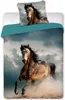 A duvet cover and pillowcase set featuring a horse in motion against a stormy sky. Produktbild-Vorschau