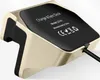 A close-up, studio shot of a gold and black charging dock with text and symbols on its surface. Anteprima dell’immagine prodotto