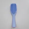 A hairbrush is shown against a white background. Anteprima dell’immagine prodotto