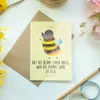 Mr. & Mrs. Panda Klappkarte Hummel flauschig - Gelb Pastell Produktbild-Vorschau 2