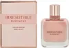 A product shot of a perfume bottle and its box. Voir les images du produit