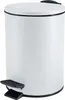 A white pedal bin with a black pedal and lid handle. Anteprima dell’immagine prodotto