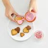 Puzzle à biscuits Lékué ''Coeurs'' rot Voir les images du produit 5