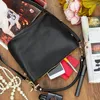 Kleine Damen Lederhandtasche Vezze Molla Schwarz Produktbild-Vorschau 10