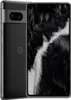 A black Google Pixel 7 smartphone is shown from a diagonal angle, with the screen displaying a black and white feathered pattern. Produktbild-Vorschau