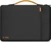 A black laptop sleeve with an orange handle and accent. Náhled obrázku produktu