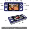 A diagram showing the buttons and ports of a portable game console, with a screenshot of a racing game on the screen. Produktbild-Vorschau