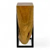 A single wooden side table with a black metal frame, presented against a white background. Voir les images du produit