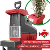 A garden shredder with a plant being fed into it, and text overlays highlighting its features. Produktbild-Vorschau
