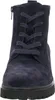 A close-up, front view of a dark blue suede lace-up boot. Anteprima dell’immagine prodotto