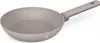 A single frying pan is shown against a white background. Anteprima dell’immagine prodotto