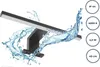 A black bathroom mirror light with water splashing around it, with feature callouts on the right. Produktbild-Vorschau