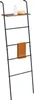 Scala portasciugamani Relaxdays, 4 pioli, ripiano, A x L x Anteprima dell’immagine prodotto 1