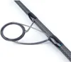 A close-up view of a fishing rod guide and part of the rod. Voir les images du produit