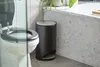 JOSEPH JOSEPH Arc Easy-Push, bidone a pedale nero opaco da Anteprima dell’immagine prodotto 6