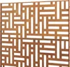 A close-up view of a wooden privacy screen with a geometric pattern. Anteprima dell’immagine prodotto