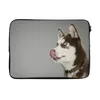 MuchoWow® Laptop Hülle 14 ZollHusky - Tier - Lecken Produktbild-Vorschau 1