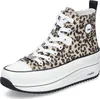 A single high-top sneaker with a leopard print pattern. Produktbild-Vorschau