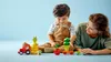 Stavebnica LEGO DUPLO Môj prvý traktor so zeleninou a Náhľad obrázku produktu 17