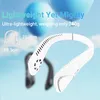 A white neck fan is shown against a light blue background with large blurry blue balloons. Produktbild-Vorschau