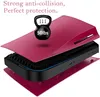 An exploded view of a PS5 disc version console with a protective cover, demonstrating its durability with a weight. Produktbild-Vorschau
