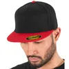 Flexfit 210 Premium Flat Flatcap L/XL schwarz/rot Náhľad obrázku produktu 5