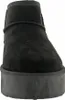 A close-up, front-facing view of a black boot with a thick platform sole. Produktbild-Vorschau