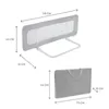 Diagrams showing the dimensions of a foldable bed guard and its storage bag. Anteprima dell’immagine prodotto