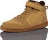 A single Nike Court Borough Mid Wtr Psv shoe is shown against a white background. Produktbild-Vorschau