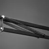 A close-up view of the spring mechanism of an adjustable arm. Podgląd zdjęcia produktu