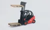 BRUDER Linde fork lift H30D with 2 pallets, 3 lat(a), Podgląd zdjęcia produktu 15