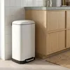 Odpadkový kôš s pedálom MYK, 30 l – biely Náhľad obrázku produktu 2