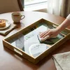 Plateau IvoQ de luxe aspect marbre avec poignées dorées - Voir les images du produit 5