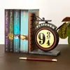 Serre-livres Harry Potter : bouclier Quai 9 3/4, 18 cm - Voir les images du produit 3