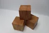 Set di 3 piccoli blocchi in rovere massiccio 8x8x8cm oliato Anteprima dell’immagine prodotto 1