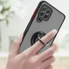 A hand holding a smartphone with a protective case, featuring a ring holder. Produktbild-Vorschau