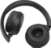 A pair of black JBL headphones folded on a white background. Voir les images du produit