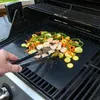 Set da barbecue 4 in 1 con spatola, pinze, utensili e Anteprima dell’immagine prodotto 5