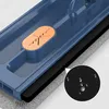 A close-up view of a blue flat mop head with an orange cleaning pad and a magnified view of water droplets on the cleaning pad. Anteprima dell’immagine prodotto
