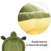 A close-up of a plush turtle toy with a magnified section showing the texture of the fabric and text highlighting a feature. Podgląd zdjęcia produktu