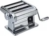 A chrome-plated pasta maker with a crank handle. Anteprima dell’immagine prodotto