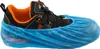 A single shoe covered by a blue disposable shoe cover. Anteprima dell’immagine prodotto