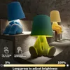 Shy Boy Tischlampe, Lampe in Form eines kleinen Mannes, Produktbild-Vorschau 3