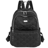 Camerazar Élégant sac à dos matelassé pour femmes, noir et Voir les images du produit 2
